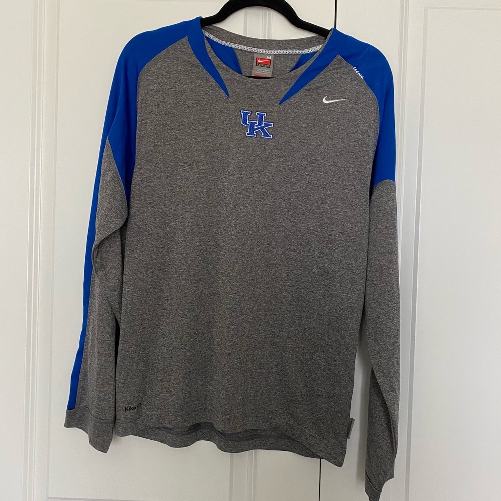 Men’s Nike UK Long Sleeve Size M